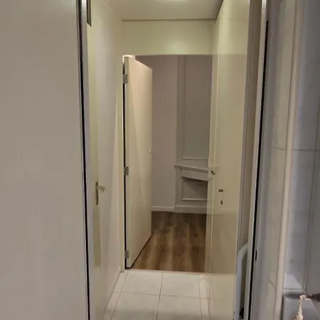 Apartment Charmant Appartement Brussels
